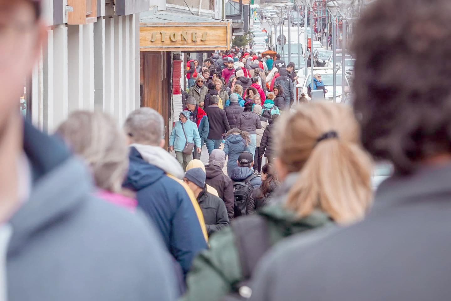 Ushuaia: De 90 tiendas que hay en calle San Martín solo 16 abren los domingos