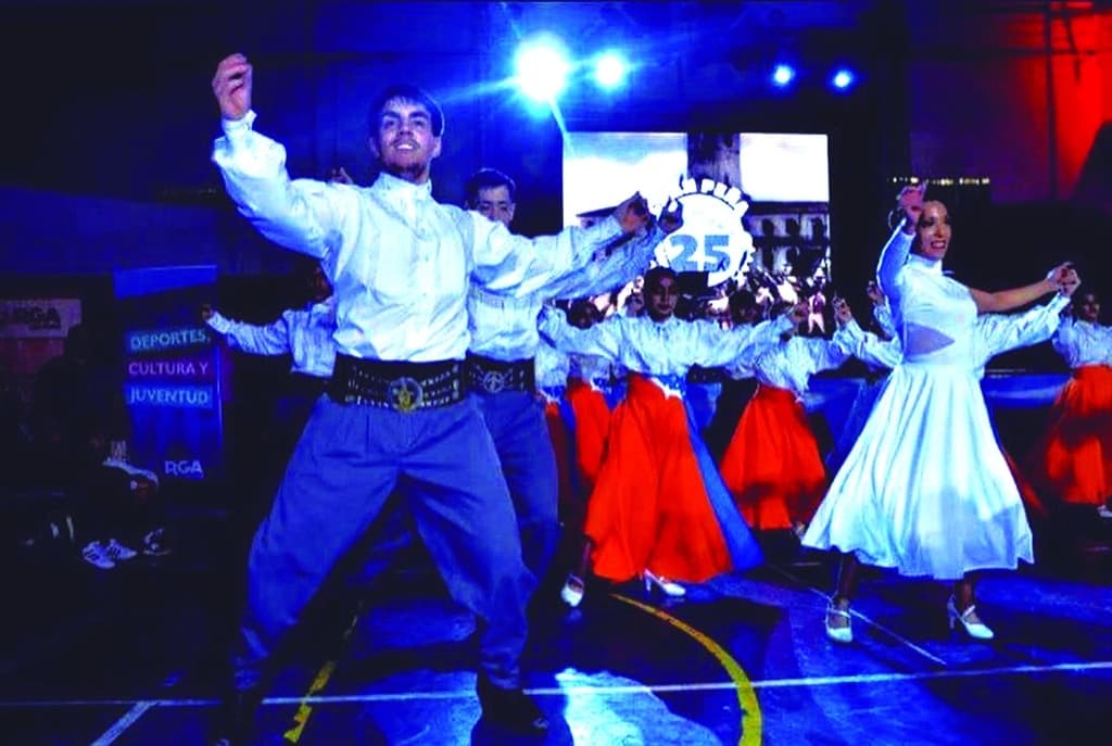 Peña folklórica este viernes con pastelitos, tortas fritas y mates