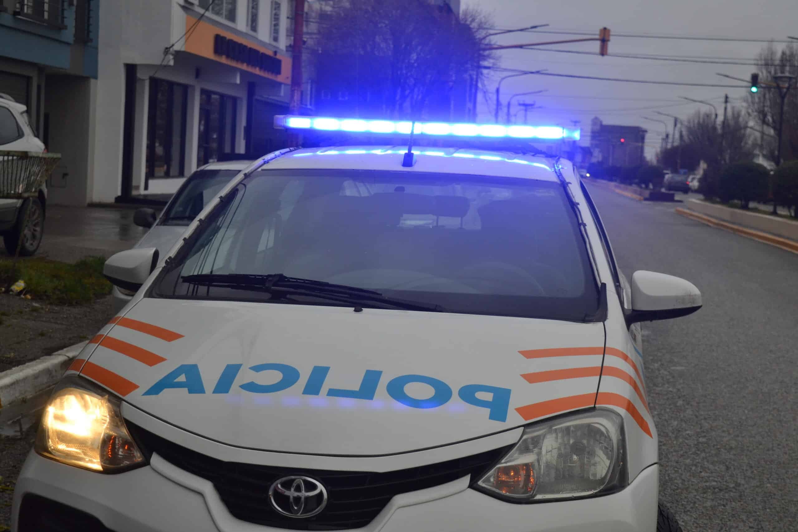 Una mujer lesionó a otra en plena vía pública