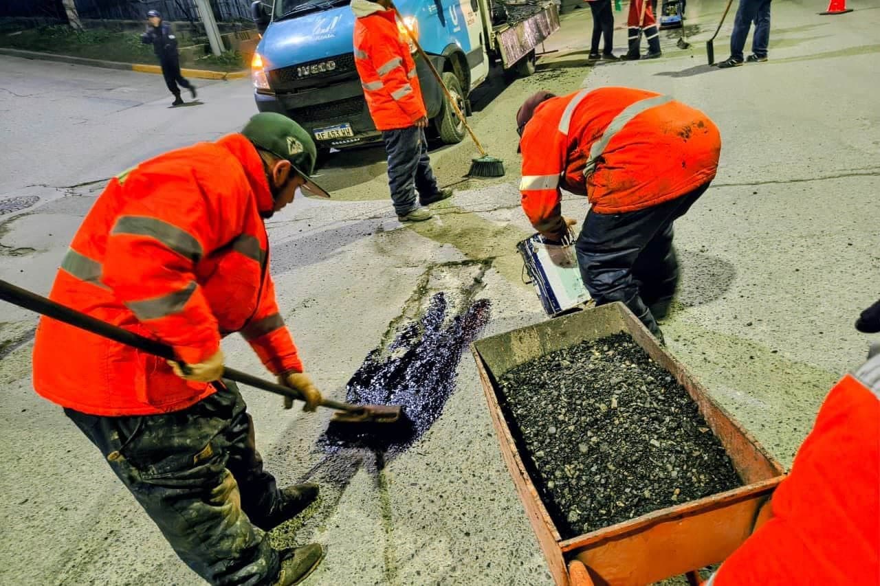 La Municipalidad avanza con el bacheo en toda la ciudad