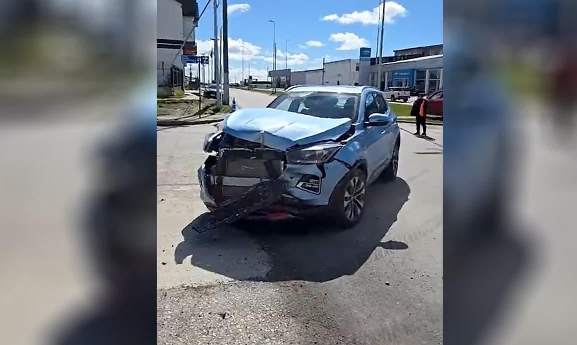 Avenida Belgrano y Elcano: choque entre dos rodados