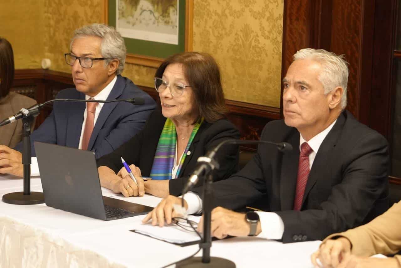 La Dra. Battaini participó de la reunión de Jufejus y presidió el Congreso “Reflejar” en Mar del Plata