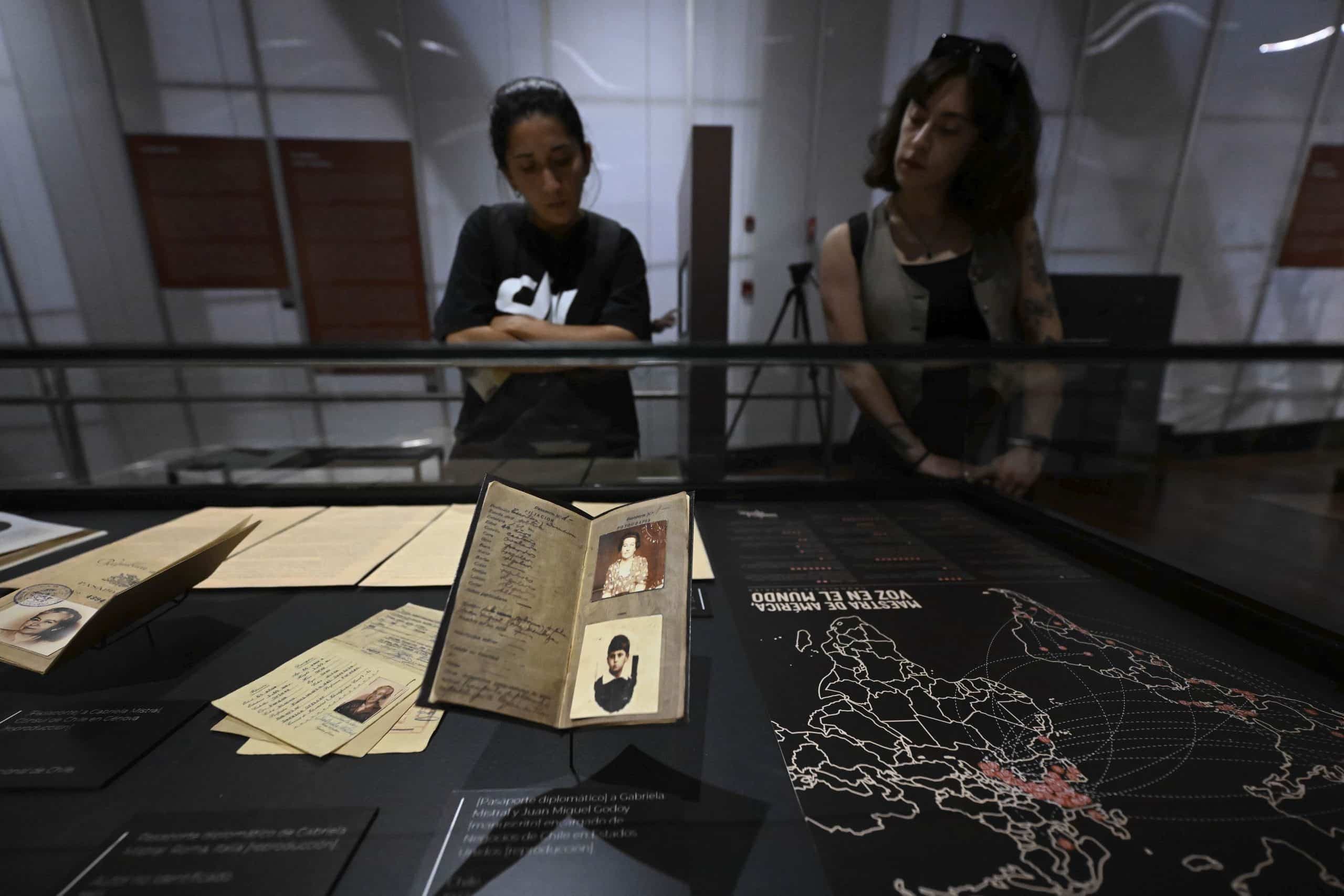 Chile reinterpreta a Nobel de Literatura Gabriela Mistral con arte e inteligencia artificial