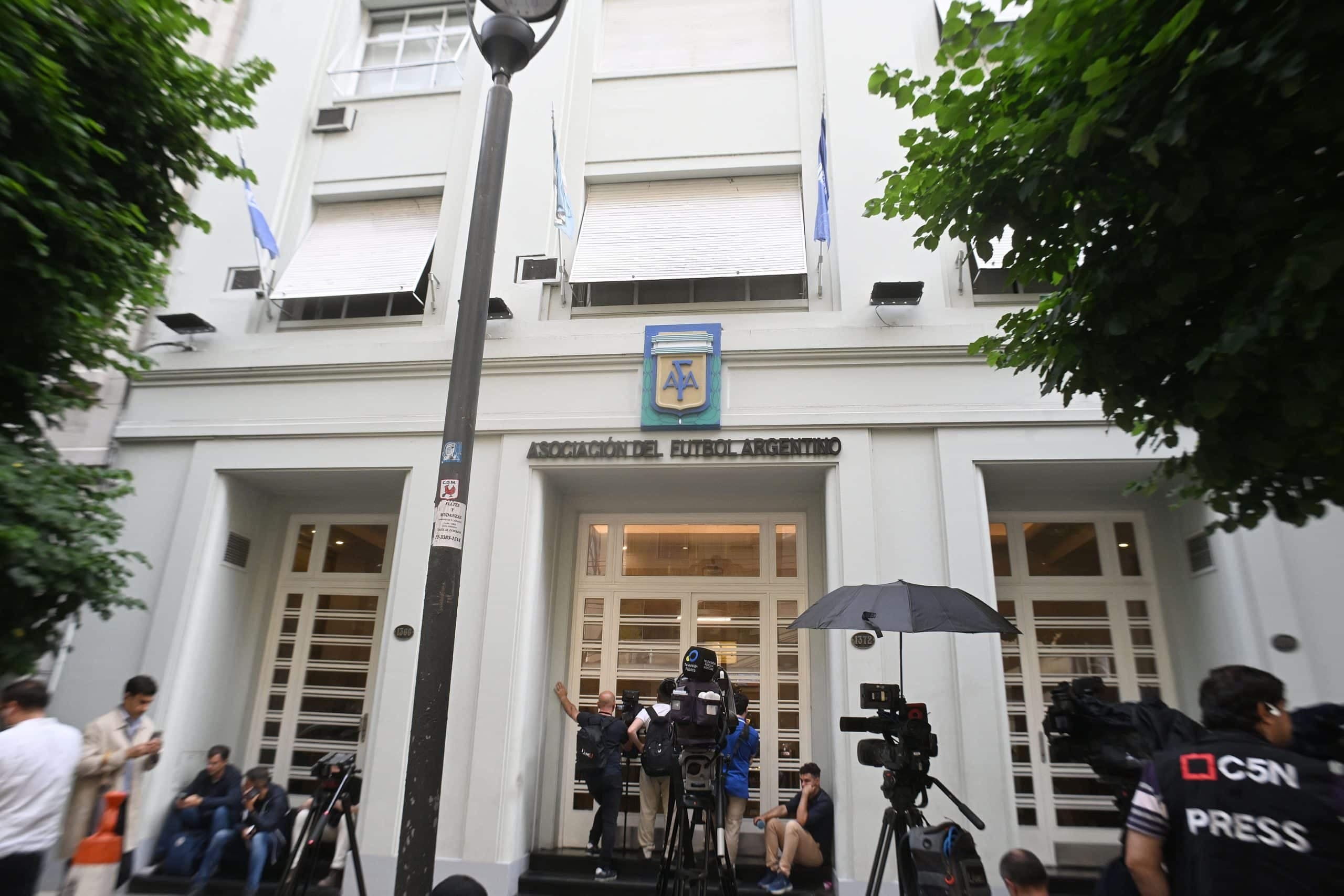 La investigación sobre la causa AFA seguirá durante la feria judicial