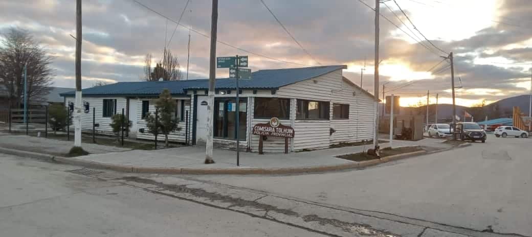 Tolhuin: rápida intervención policial salvó la vida de un bebé