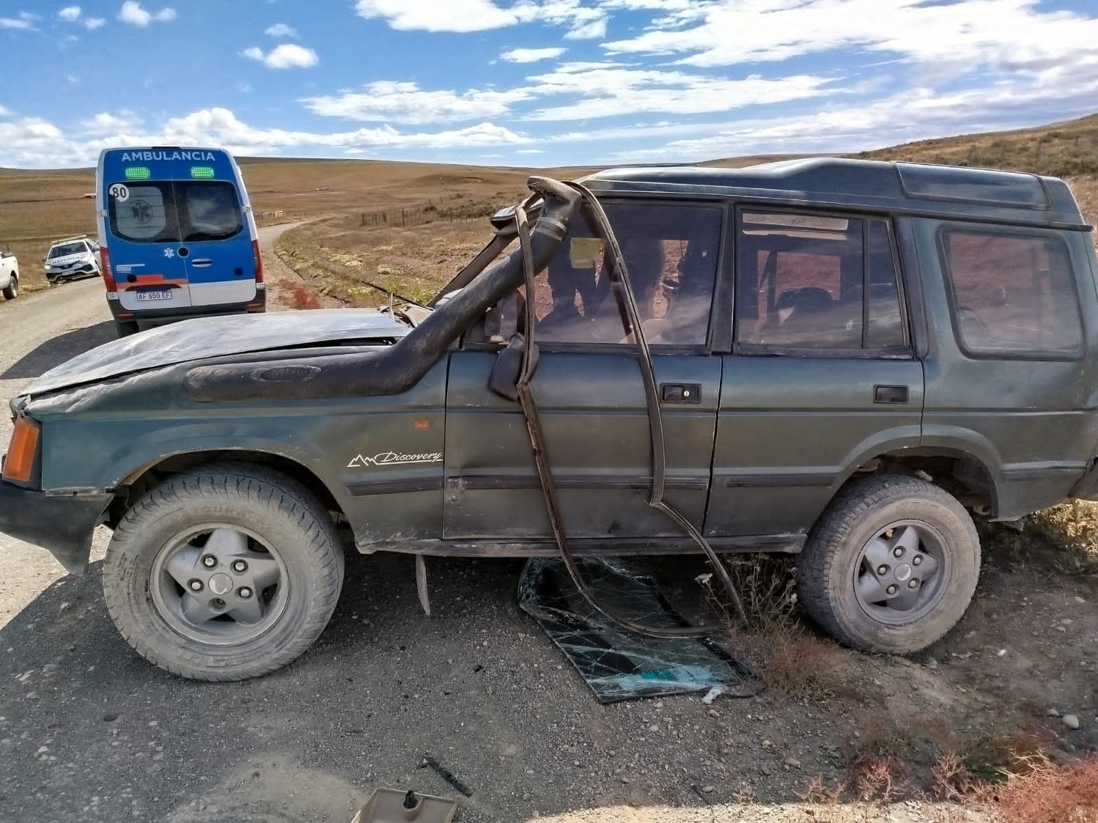 Vuelco de una camioneta en la Ruta Complementaria F