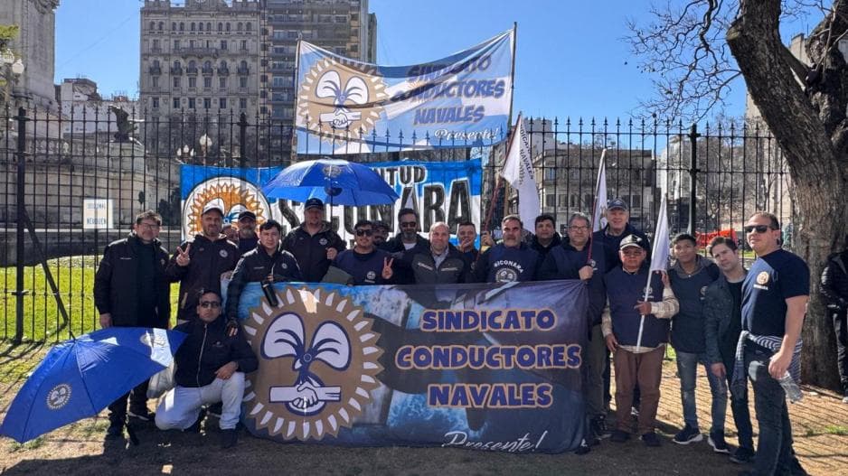 Trabajadores marítimos anunciaron paro total por 48 horas