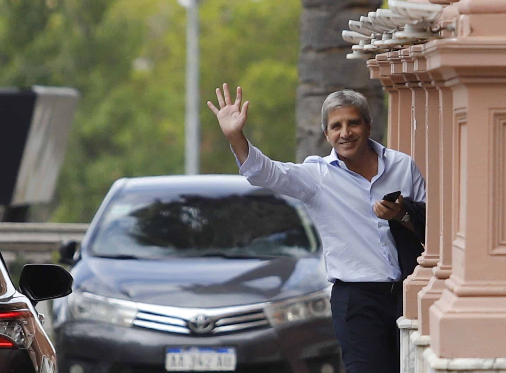 Caputo sobre el aumento de la inflación: “Esperábamos el dato porque la suba de carne pegó”