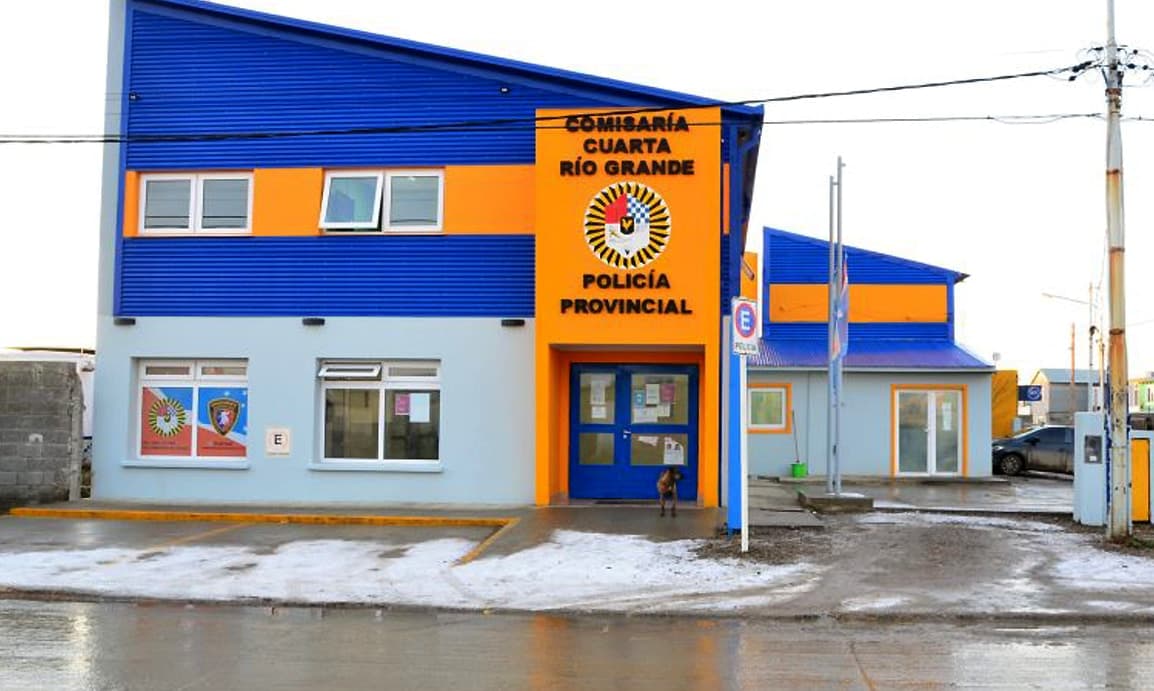 Robaron una moto y detuvieron a dos sujetos