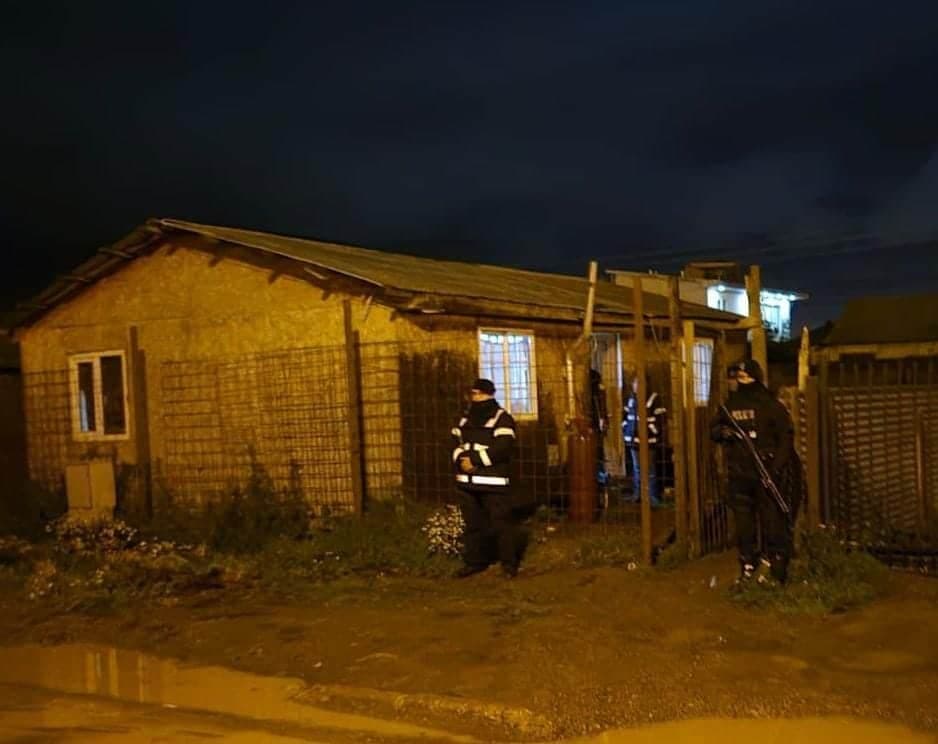 En procedimiento policial secuestran una camioneta
