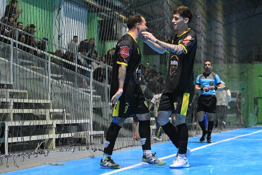 En el debut, todos los aplausos se los llevó San Isidro