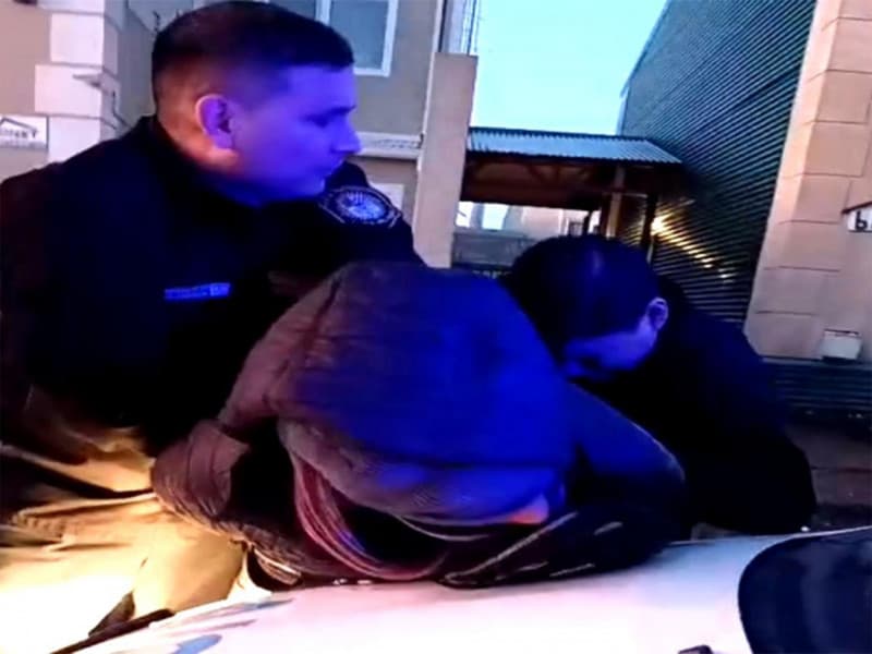 Detenido por robar en un auto, tras ser perseguido