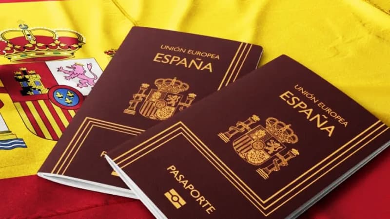 España habilita regularización masiva de migrantes
