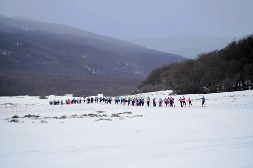 Deportistas de todo el mundo se sumaron la Marcha Blanca y Ushuaia Loppet