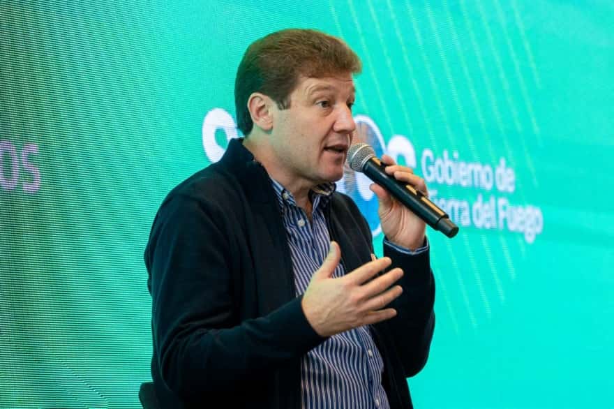 Paritarias con gremios estatales: "No vamos a prometer para después no cumplir o no pagar"