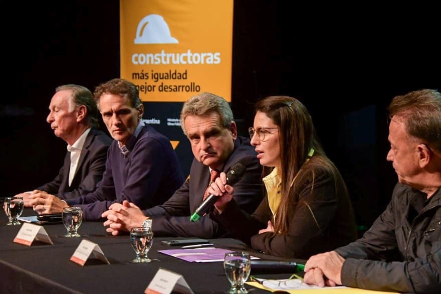Tierra del Fuego participó de la presentación del programa nacional 'Constructoras'