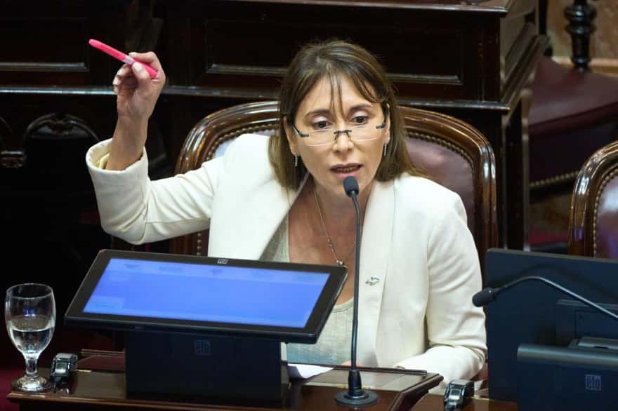 "Tu palabra no vale nada", el reproche de la senadora fueguina Cristina López a Pablo Blanco