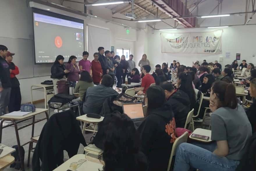Más de 130 estudiantes finalizaron la cursada de la 'Diplomatura en Negocios Digitales' de la UNTDF