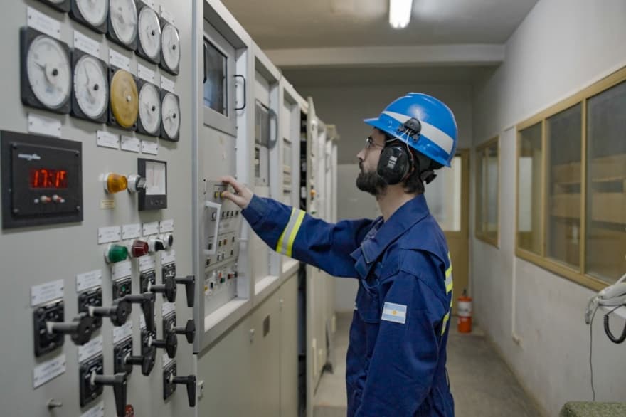 Crisis energética en Ushuaia: Alquiler de equipos y acceso a financiamiento para actualizar la usinaNación tiene frenados dos créditos para duplicar la generación de energía en Tierra del Fuego