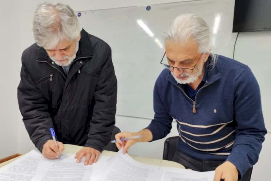 Filmus y el Rectorado de la UNTDF firmaron un plan de colaboración científica y académica