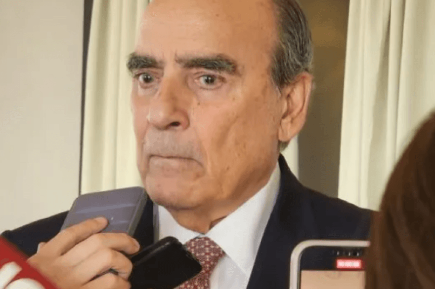 El Gobierno de Javier Milei habló de la relación con los gobernadores y reiteró que vetará los proyectos previsionales