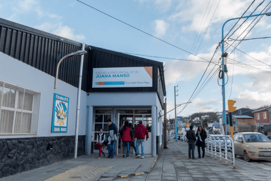 Problemas edilicios llevan a la Escuela 31 "Juana Manso" a una asamblea permanente