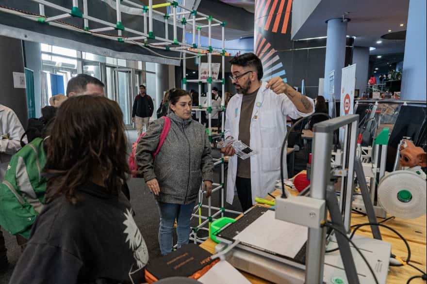 Más de 300 personas participaron de la primera jornada del ‘Congreso Patagónico de Impresión 3D’ en Ushuaia