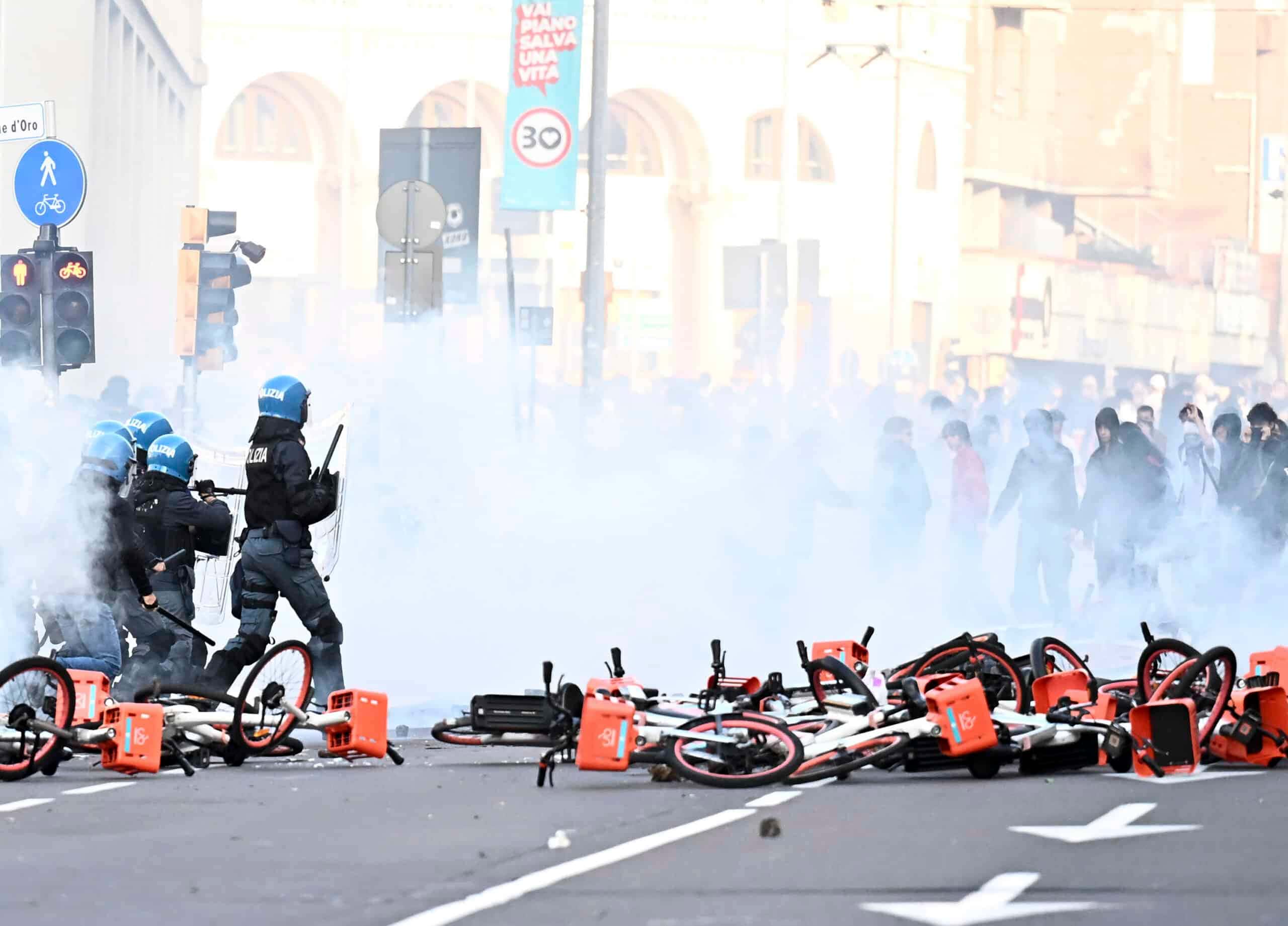 Italia: protestas por el costo de vida dejaron saqueos y más de 200 detenidos en Milán