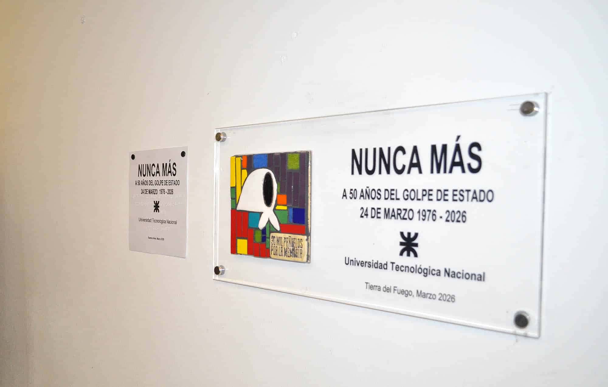 La UTN Tierra del Fuego descubrió una placa en homenaje a las víctimas de la dictadura