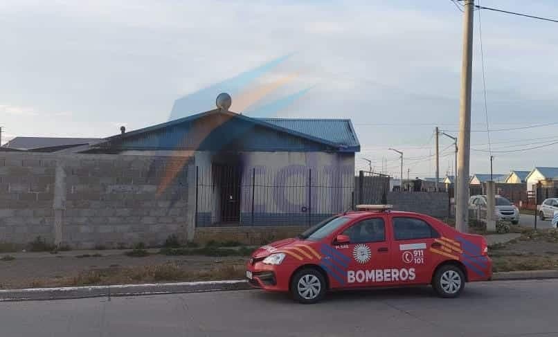 Principio de incendio en una vivienda del barrio Malvinas Argentinas