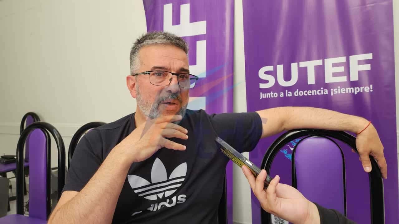 “La condición es que devuelvan inmediatamente todo lo descontado”