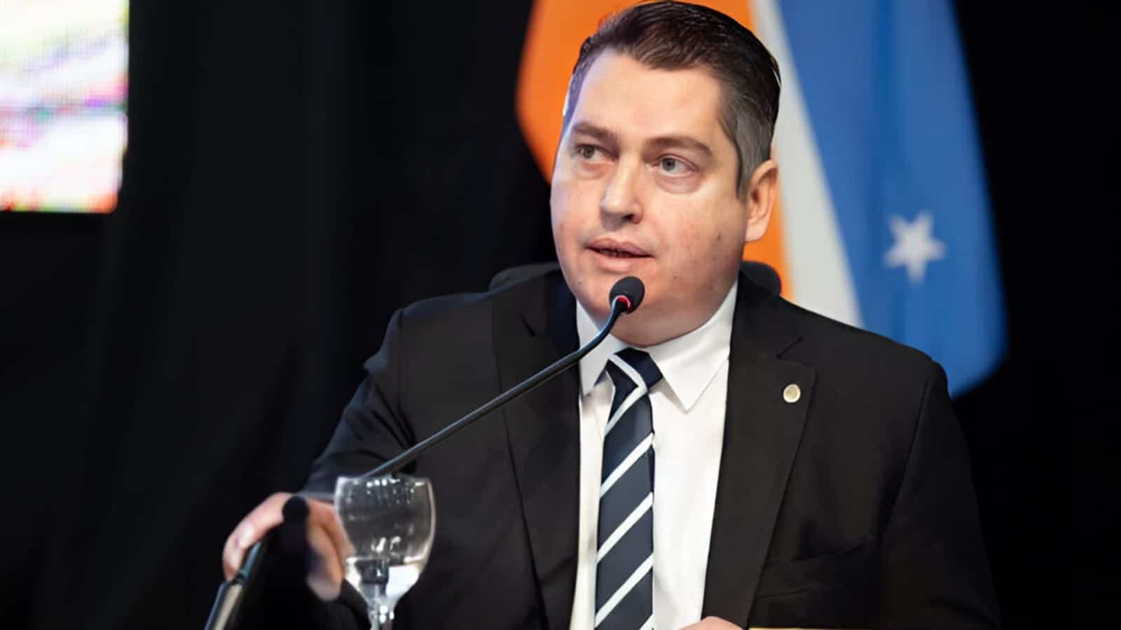 Perez reclamó a Melella fondos para construir accesos en barrios con salida a la ruta de Circunvalación