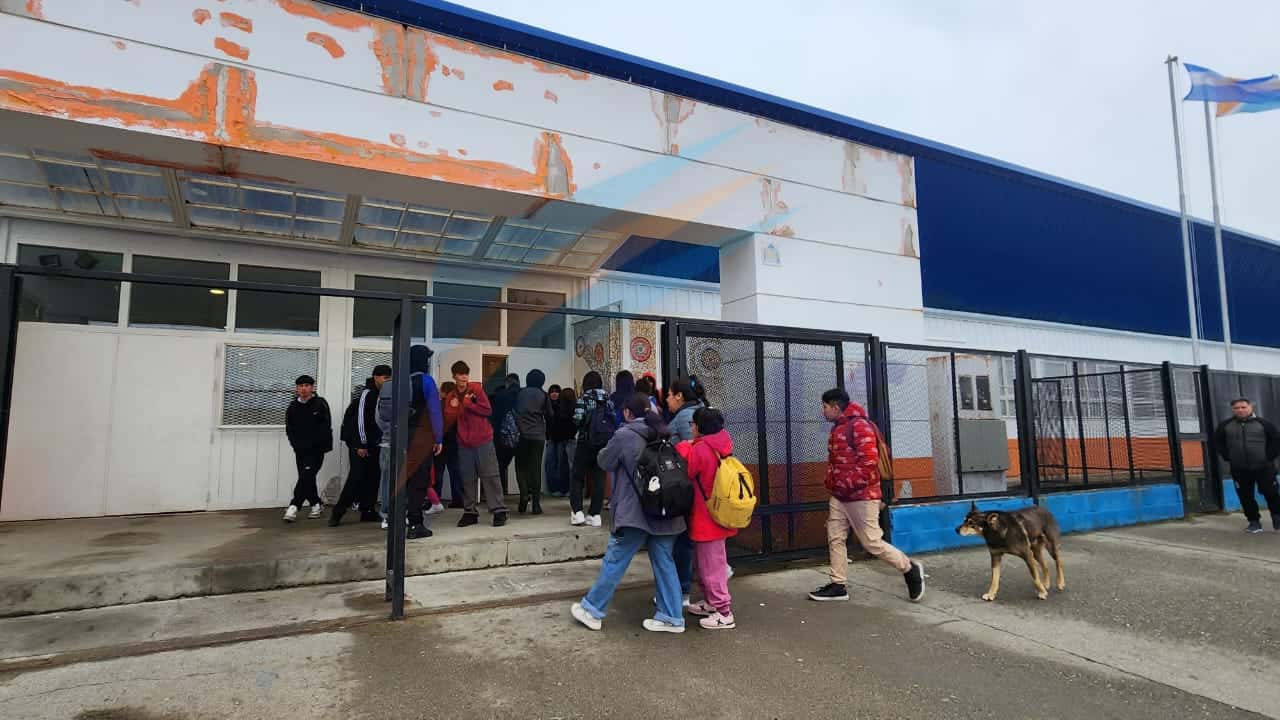 ULTIMO MOMENTO – SUTEF convocó a nuevo paro provincial para este jueves