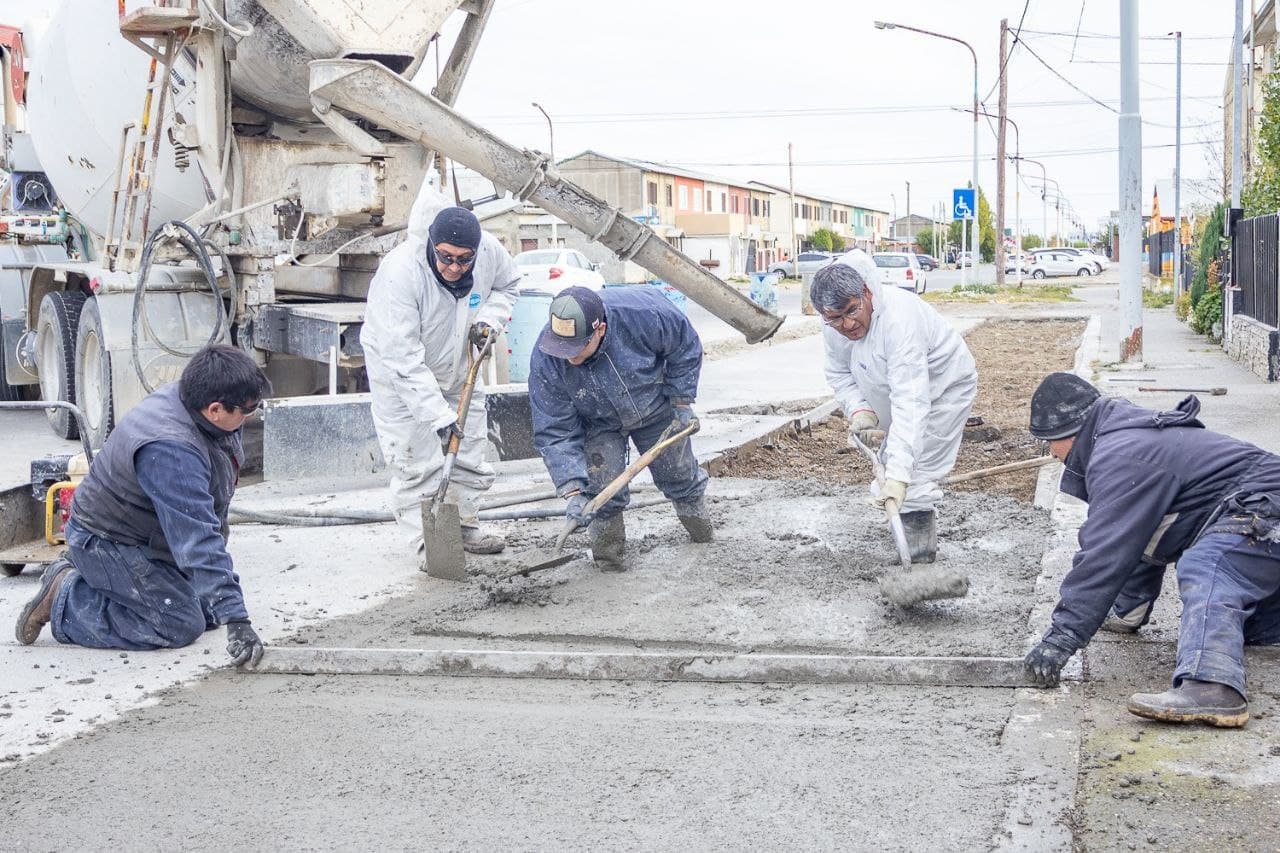 Continúan las obras de hormigonado en diferentes puntos de Río Grande
