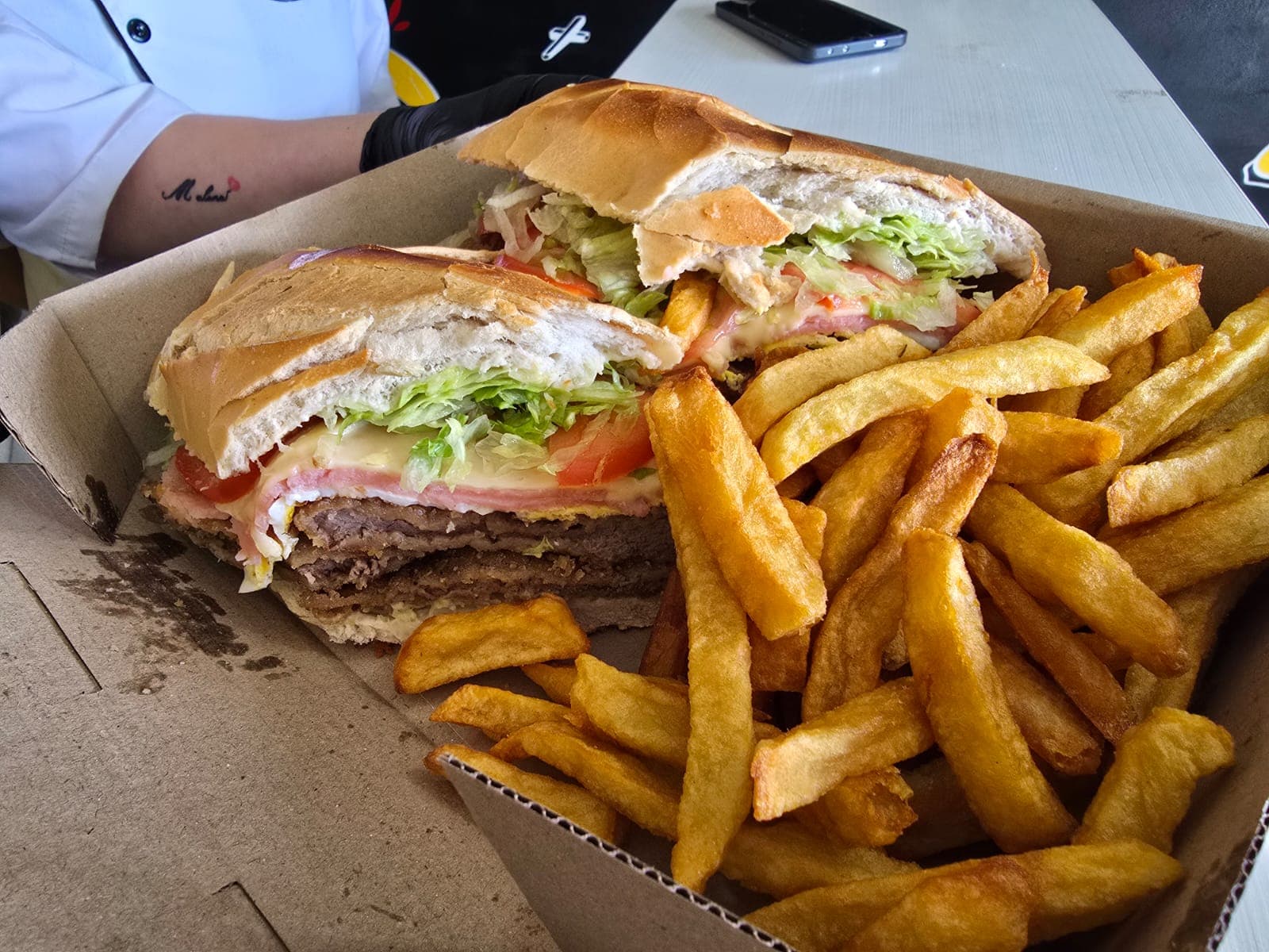 El Bodegón lanza promoción especial: 2×1 en su clásico sándwich de milanesa