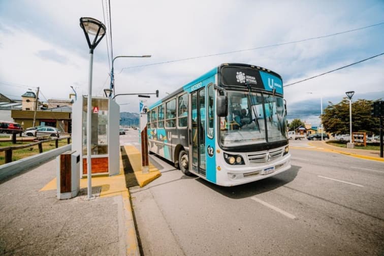 Desde marzo se podrá tramitar en Ushuaia el boleto estudiantil gratuito de colectivo