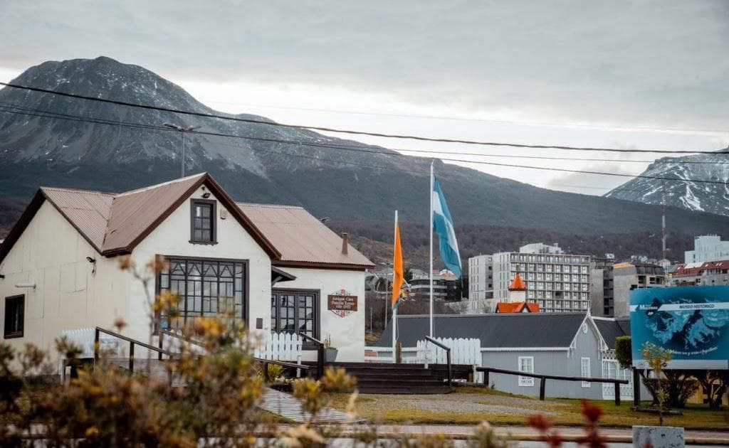 El Municipio de Ushuaia impulsa visitas guiadas para mantener viva la Causa Malvinas