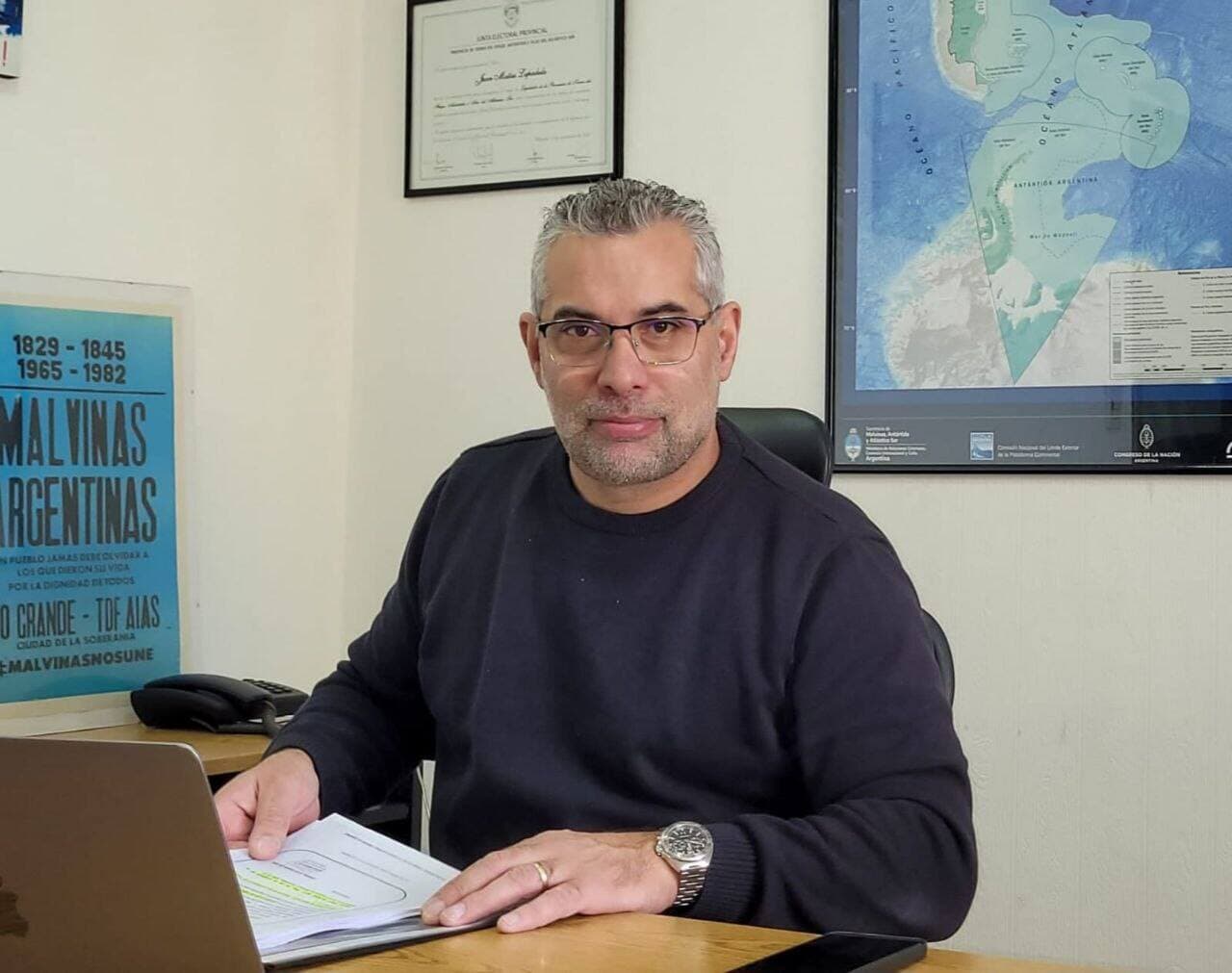 Lapadula impulsa el diálogo para avanzar en la emergencia por perros asilvestrados