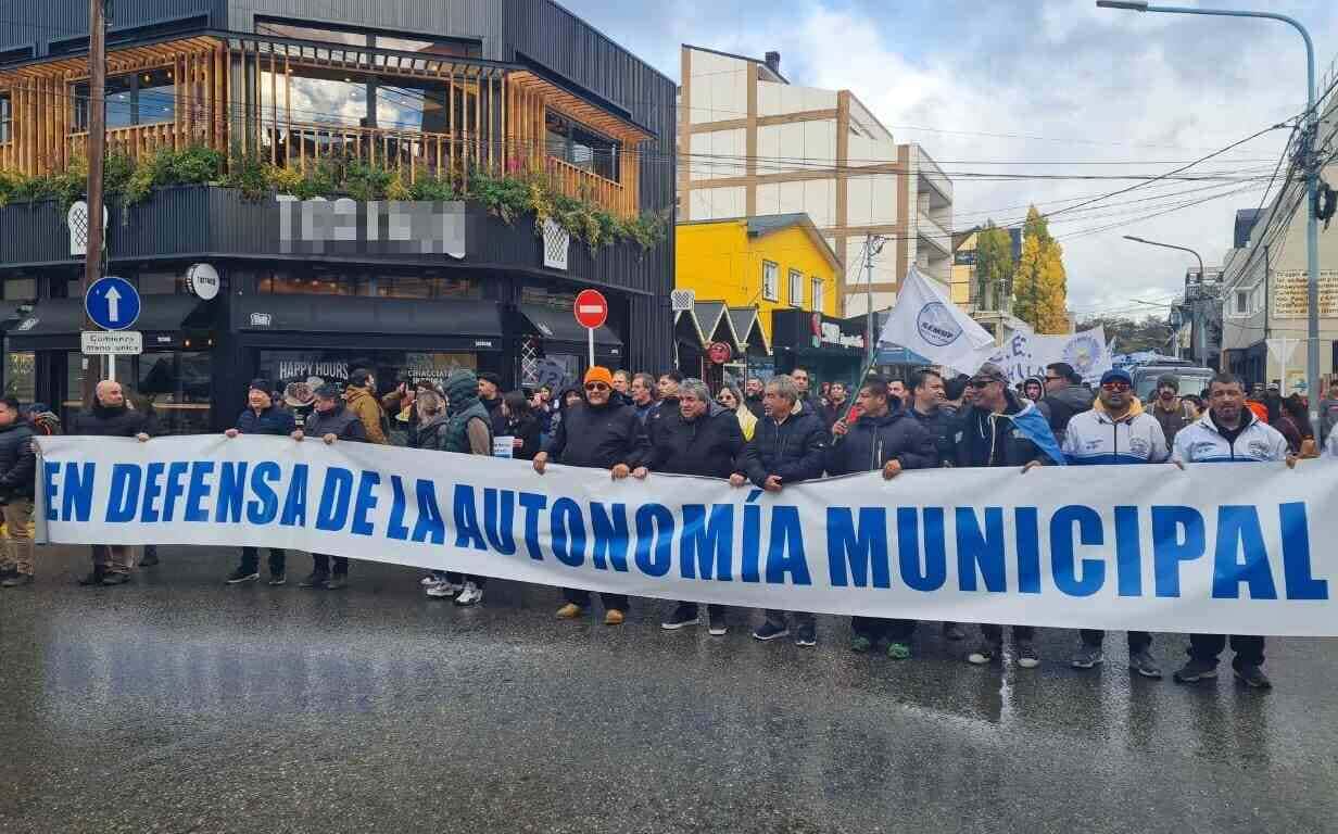 Pelloli advierte sobre el impacto en los servicios, los salarios y denuncia intencionalidad política