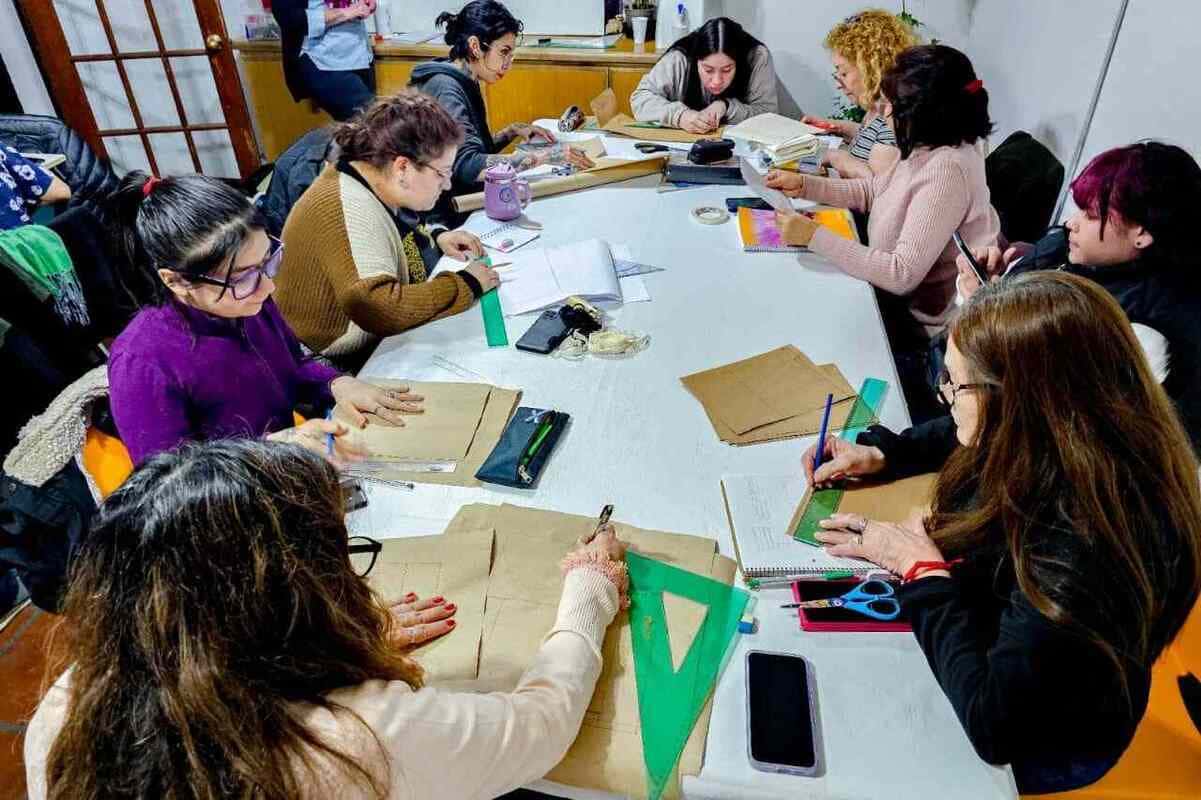 Abren inscripciones para el Programa Cosiendo Vínculos