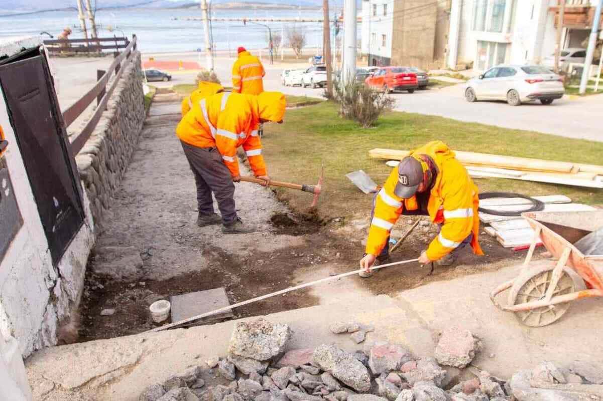 La Municipalidad de Ushuaia intensifica las tareas de limpieza y mantenimiento de la ciudad