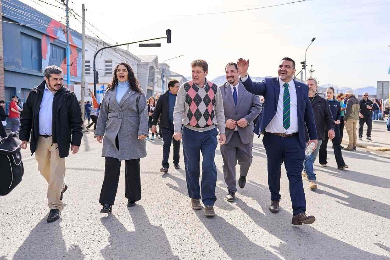 Vuoto destacó que Ushuaia vivió una “Jornada Histórica” con una fiesta popular que reunió a 28 mil personas