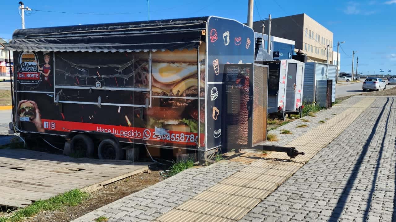 Detuvieron por “estafa” a un sujeto que simuló una transferencia para pagar en un carrito de comidas