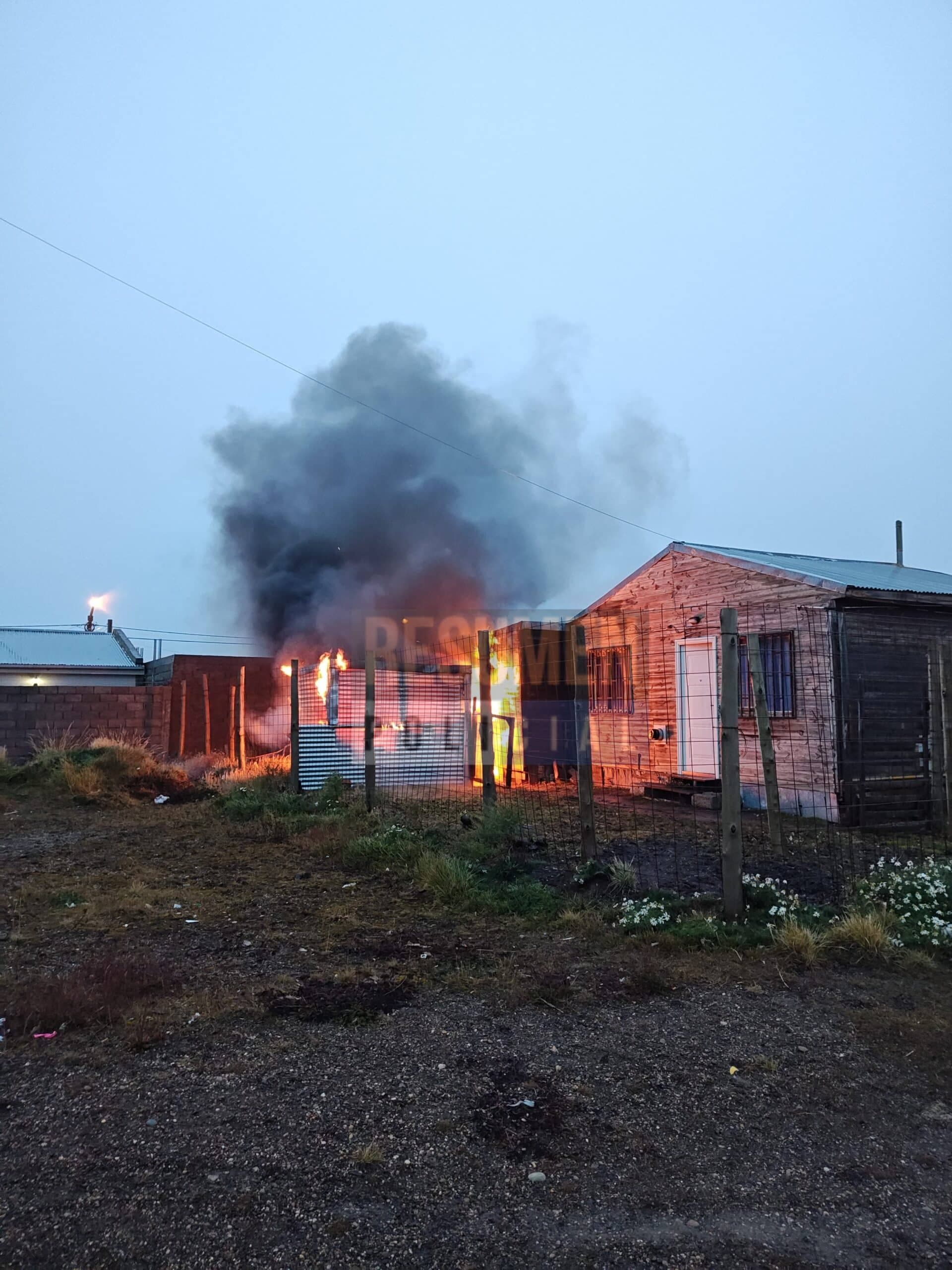 Principio de incendio en un obrador que fue rápidamente controlado