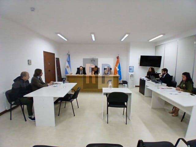 Imputado de abusar sexualmente de su hija se negó a declarar y testigos refirieron como se dieron a conocer los hechos