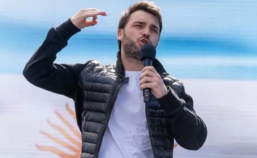 Gobernador de Chubut a Javier Milei: “No va a salir un barril más de petróleo…”