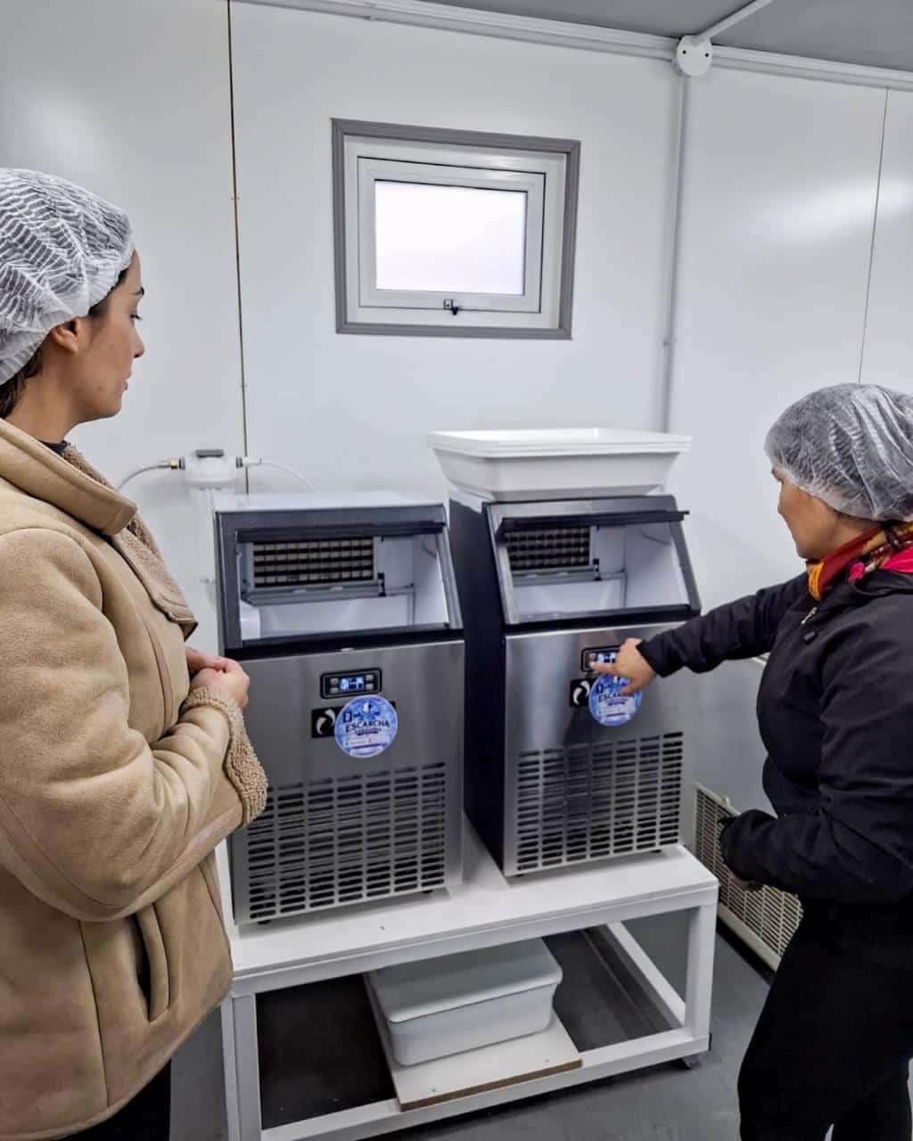 «Escarcha Fueguina”: Una iniciativa local dedicada a la producción de hielo